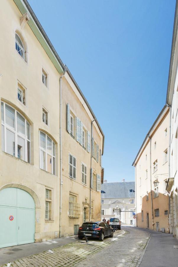 Ideal Pros Et Tourisme - Le Loft De Guise Avec Parking Prive Apartamento Nancy Exterior foto